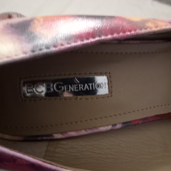 BCBGeneration Women's Heels - Picture 2 of 5